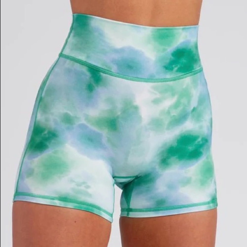 Legacy short green swirl